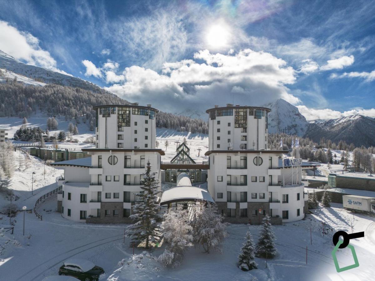 Hotiday Hotel Sestriere Colle Sestriere Exterior photo