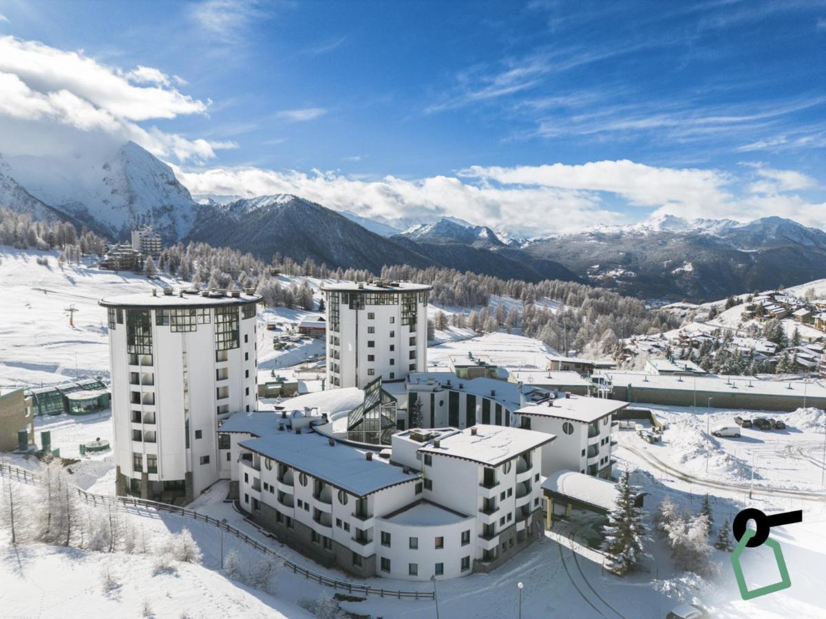 Hotiday Hotel Sestriere Colle Sestriere Exterior photo